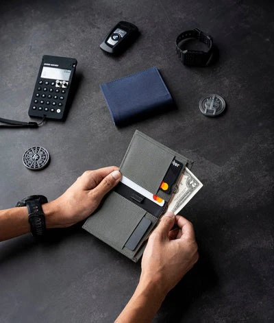 Alpaka Ark Bifold Cash Wallet - Image 16