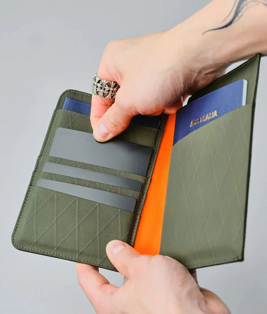 Alpaka Ark BiFold Passport Wallet - Image 3