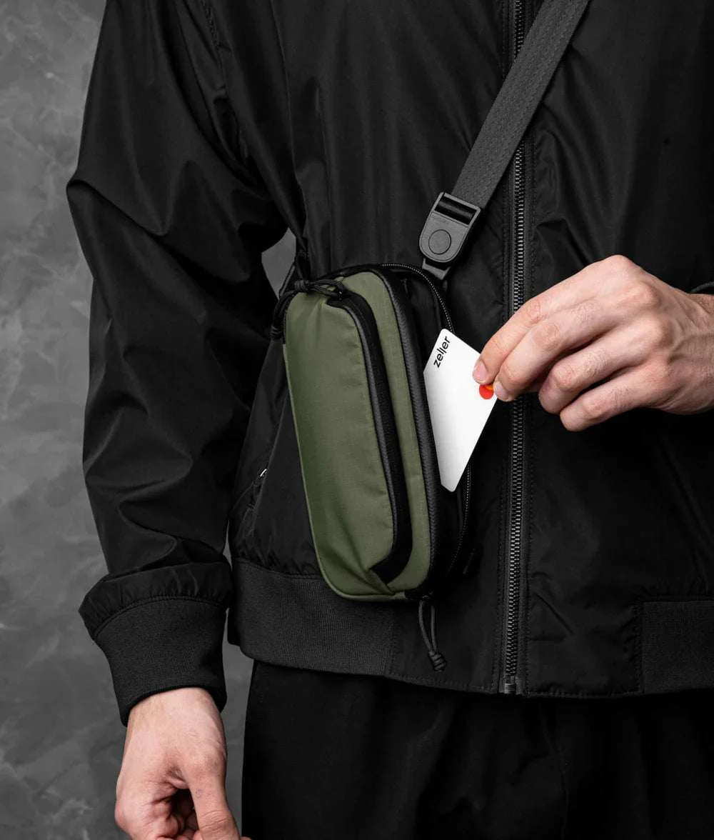 Alpaka Bravo Passport Pouch - Image 6