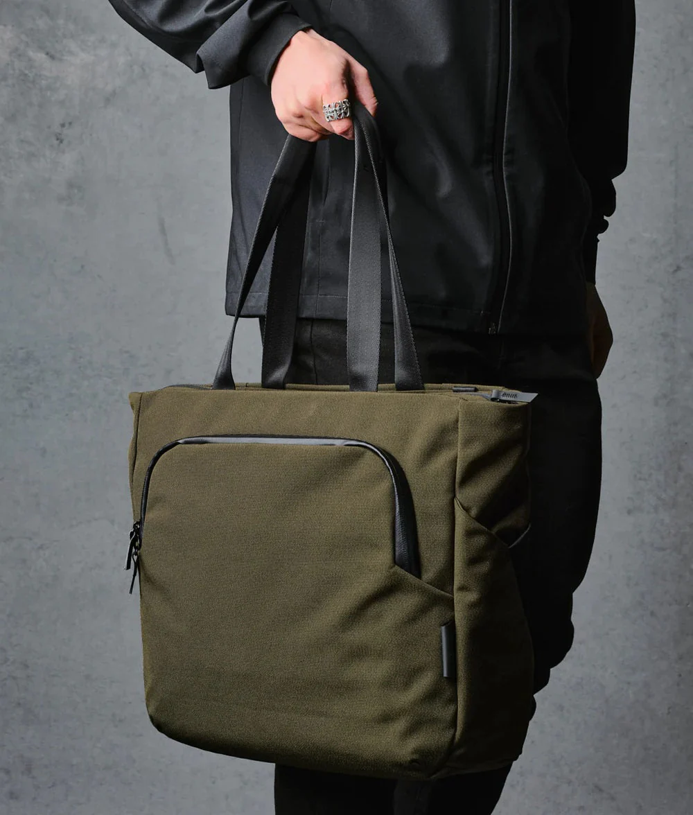 Alpaka Bravo Tote - Image 14
