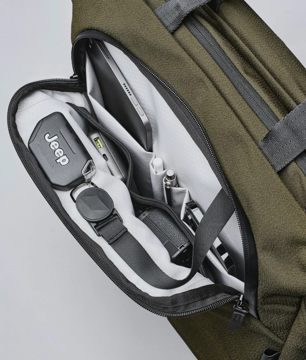 Alpaka Bravo Tote - Image 15