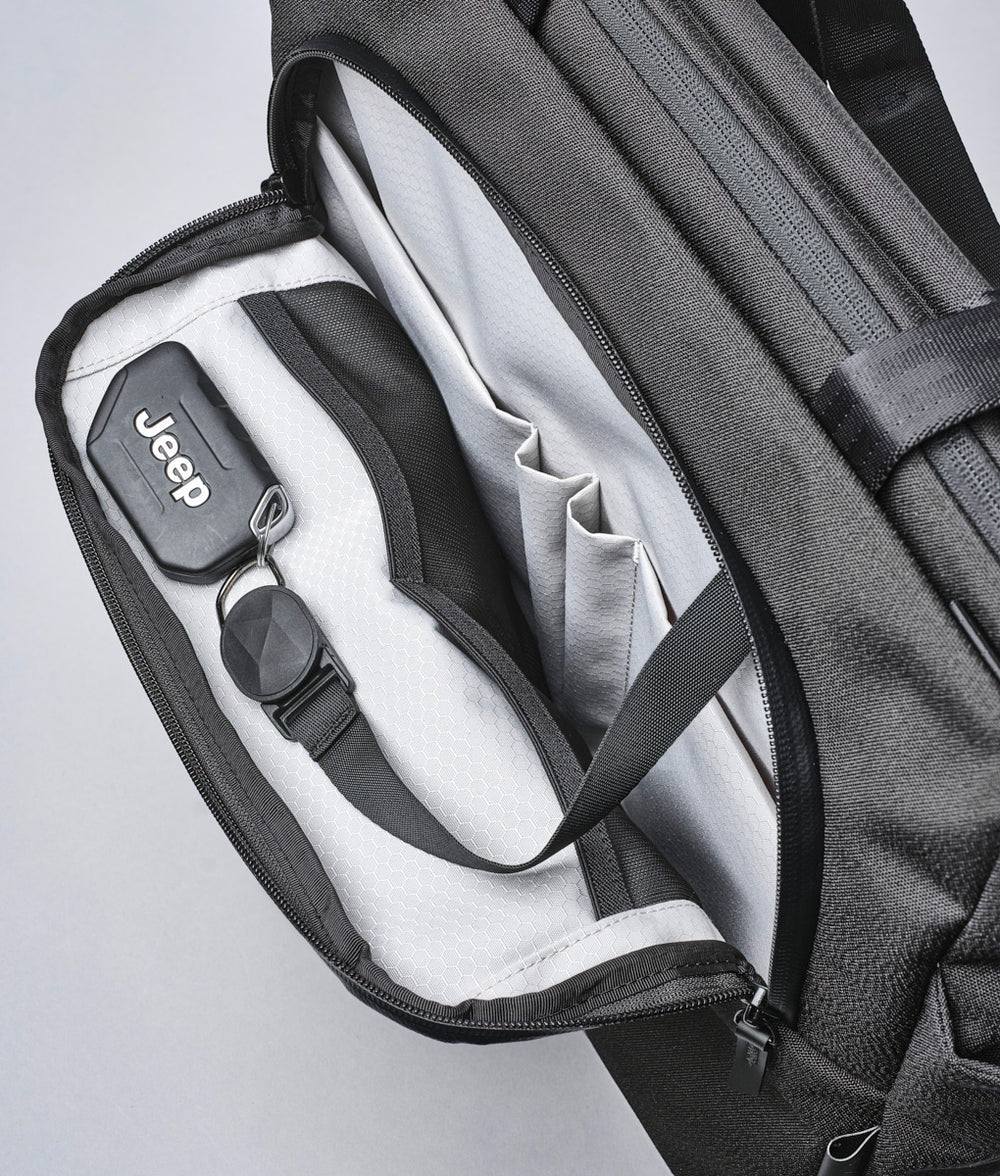 Alpaka Bravo Tote - Image 8