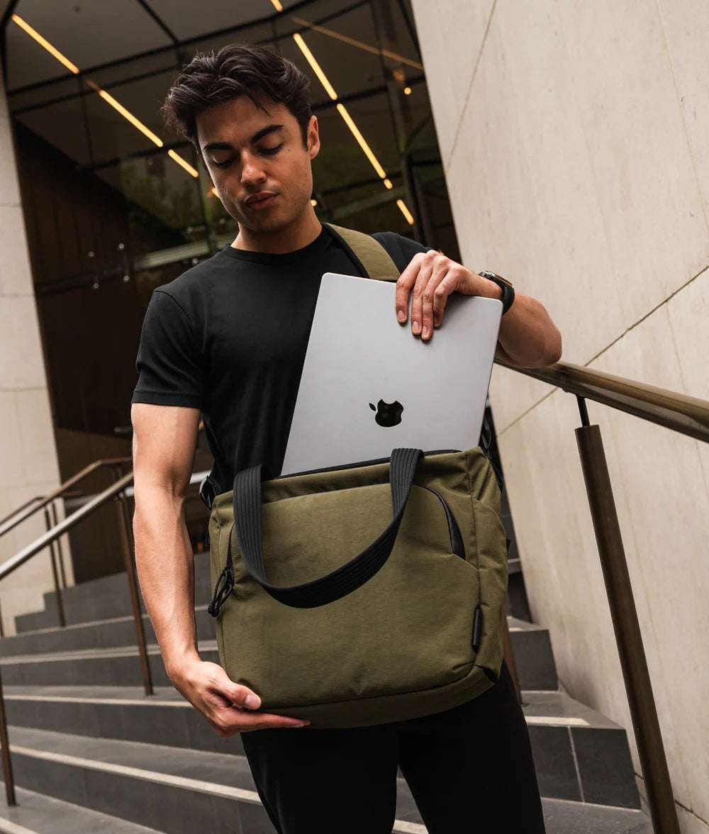 Alpaka Bravo Tote V2 - Image 12