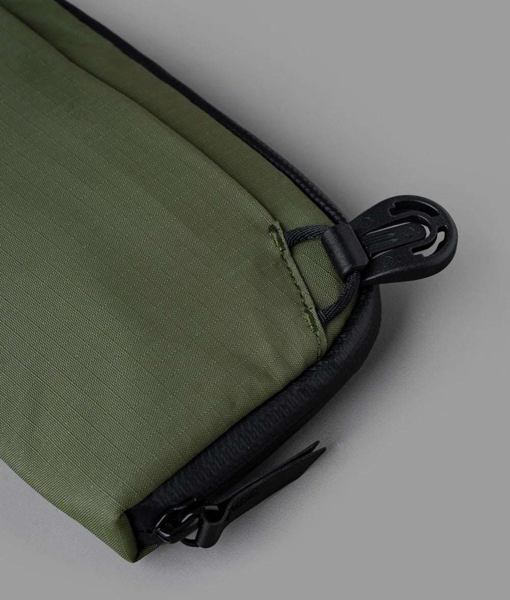Alpaka Flight Pouch - Image 16