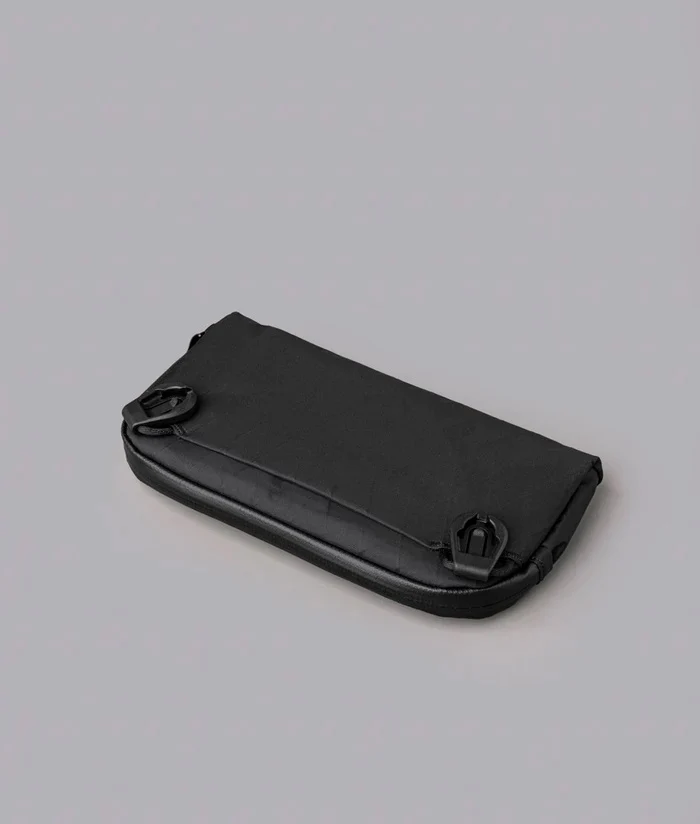 Alpaka Flight Pouch - Image 56