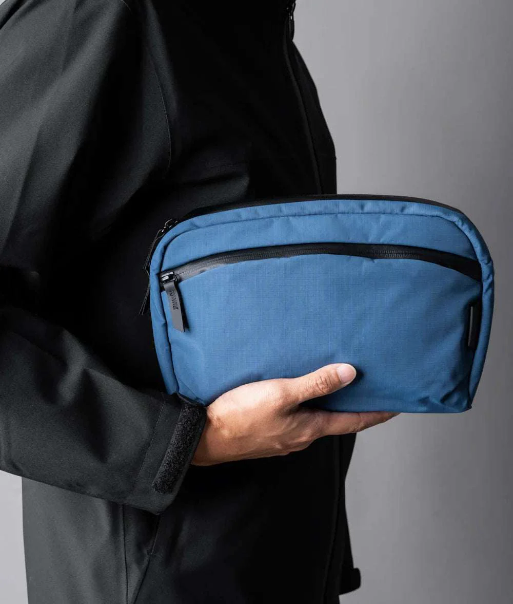 Alpaka Flight Sling 2L - Image 14