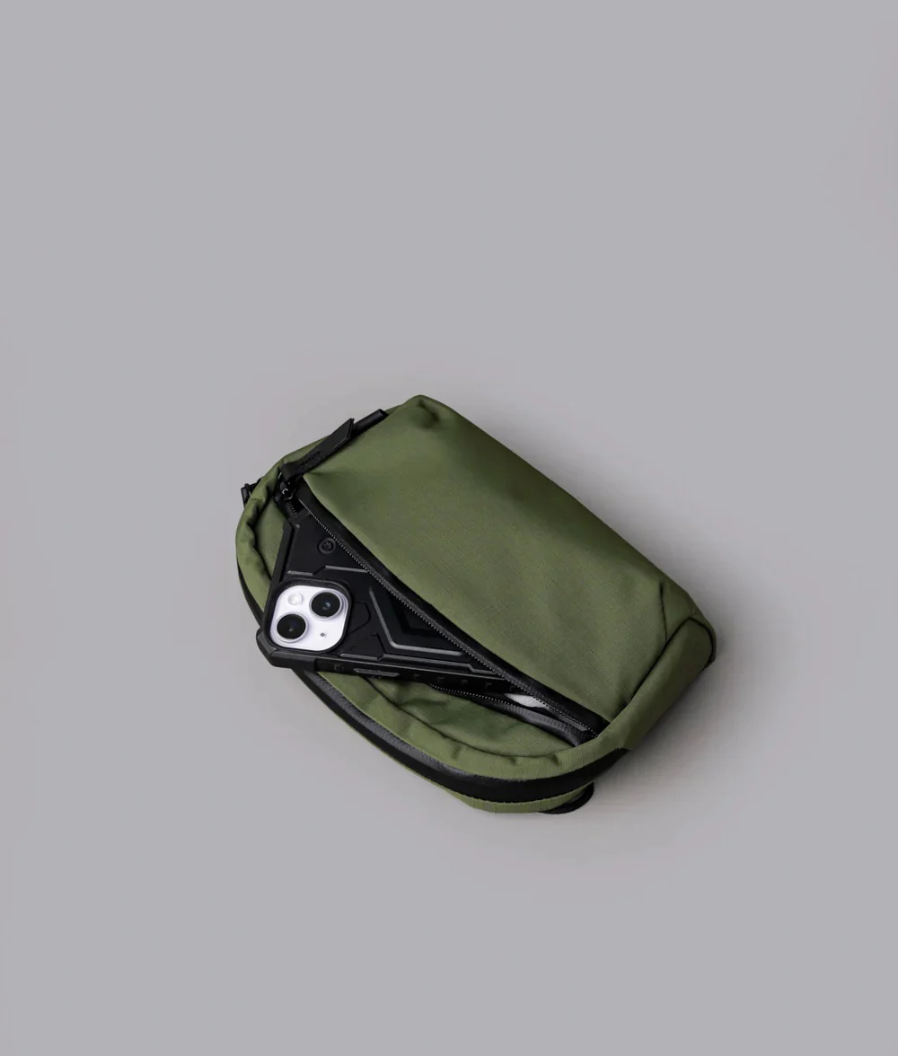 Alpaka Flight Sling 1L - Image 11