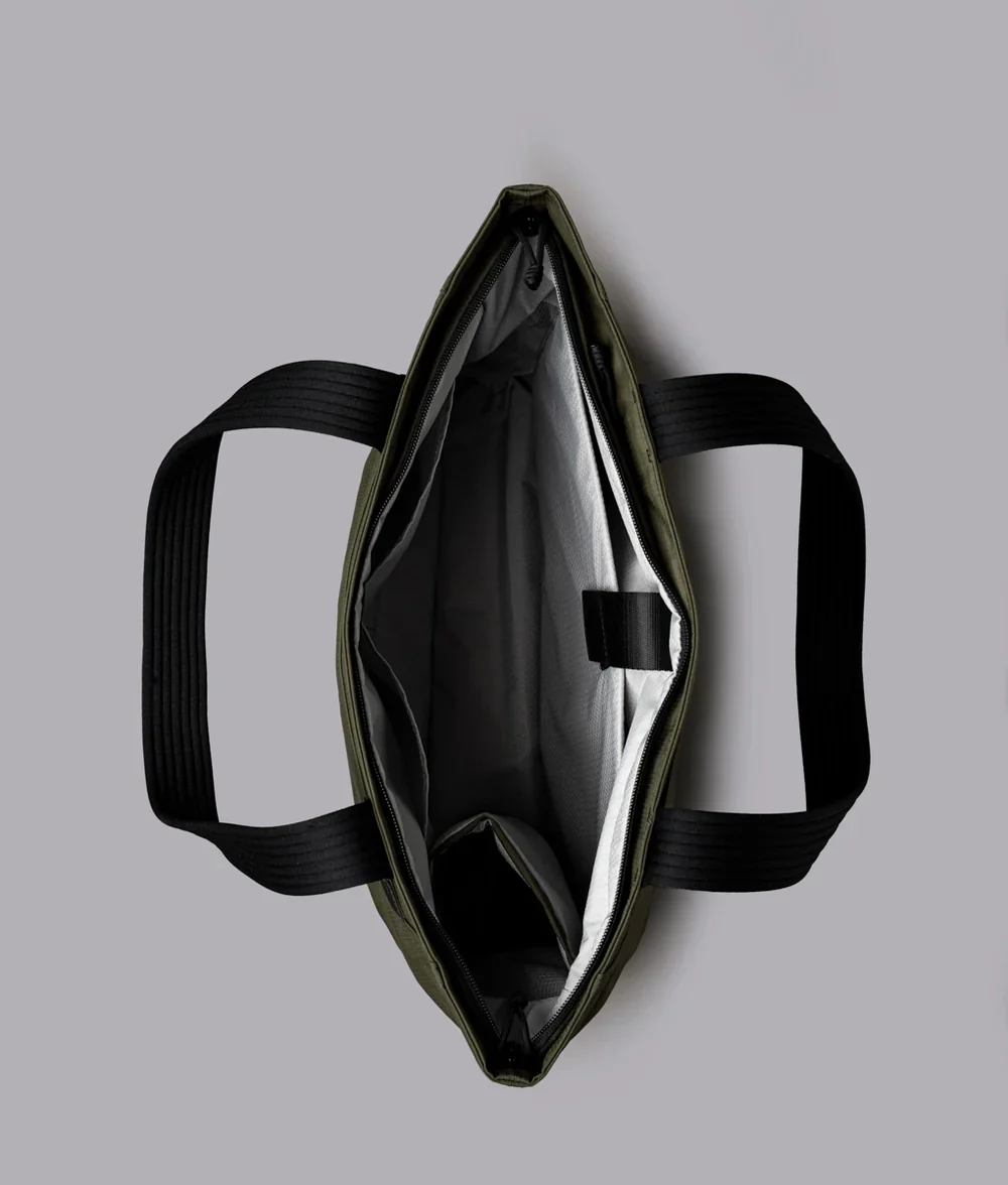 Alpaka Flight Tote - Image 6