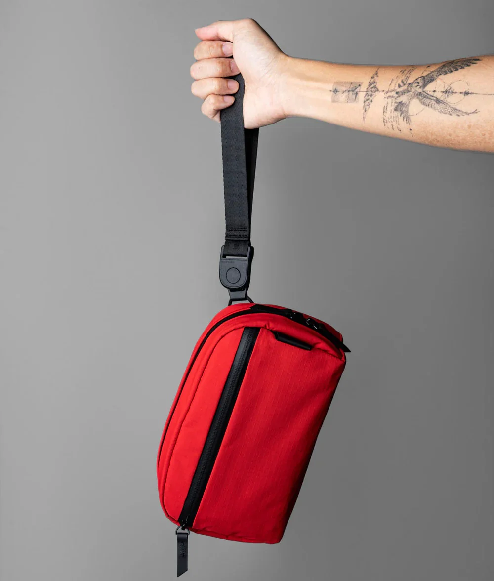 Alpaka Premium Travel Toiletry Bag - Image 18
