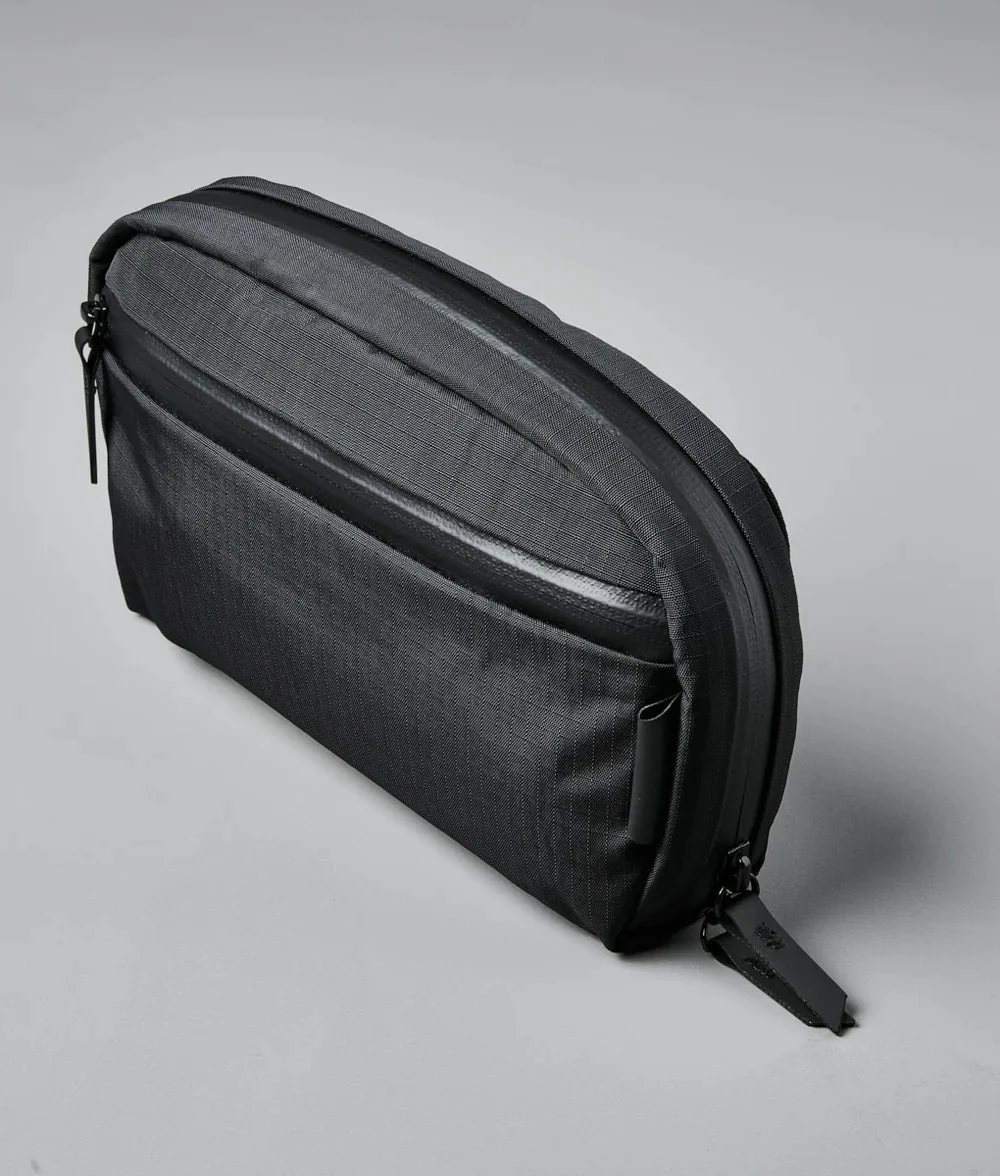 Alpaka Premium Travel Toiletry Bag - Image 27