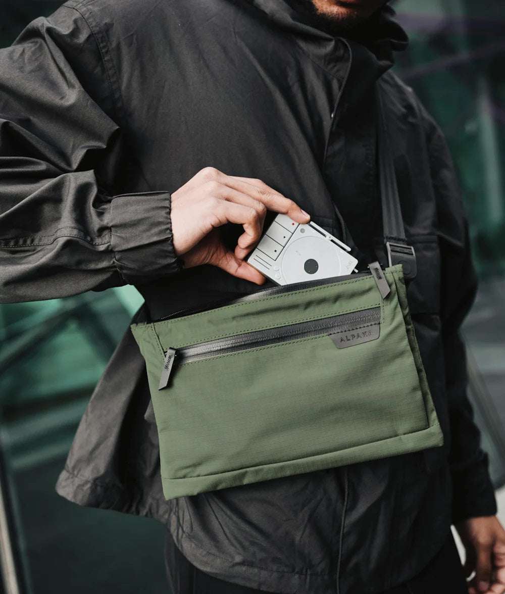 Alpaka Zip Pouch Max V2 - Image 12