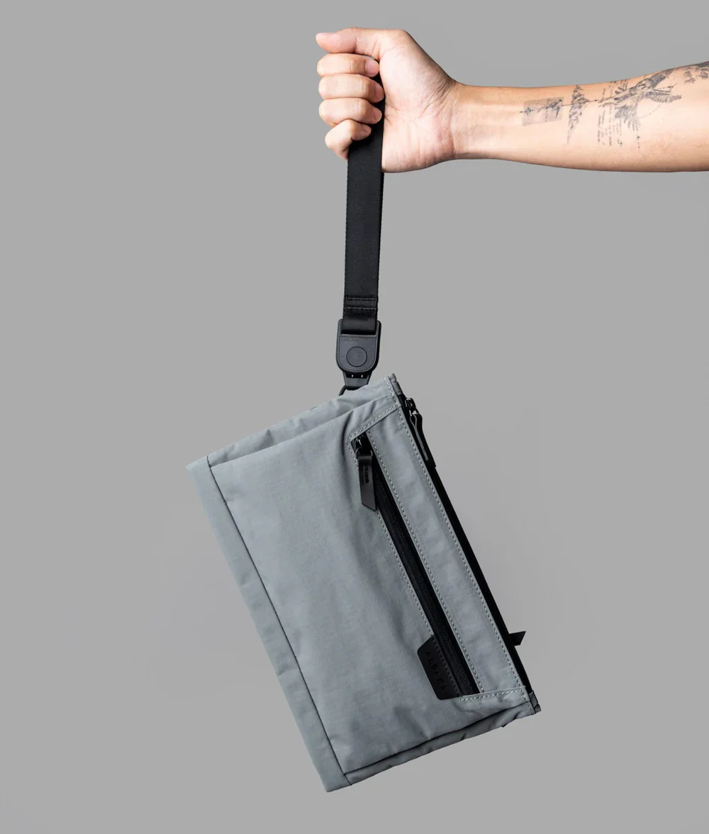 Alpaka Zip Pouch Max V2 - Image 18