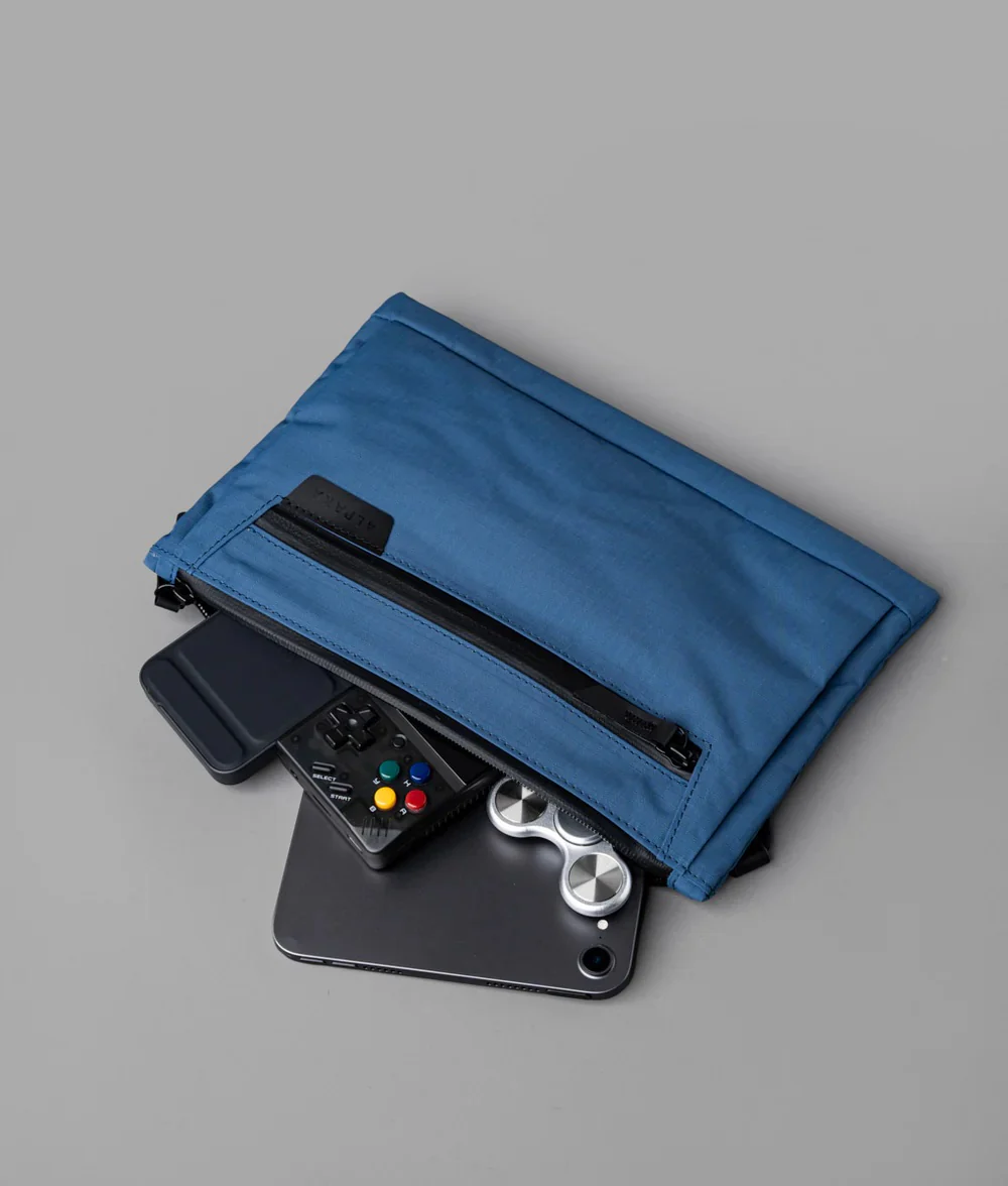 Alpaka Zip Pouch Max V2 - Image 24