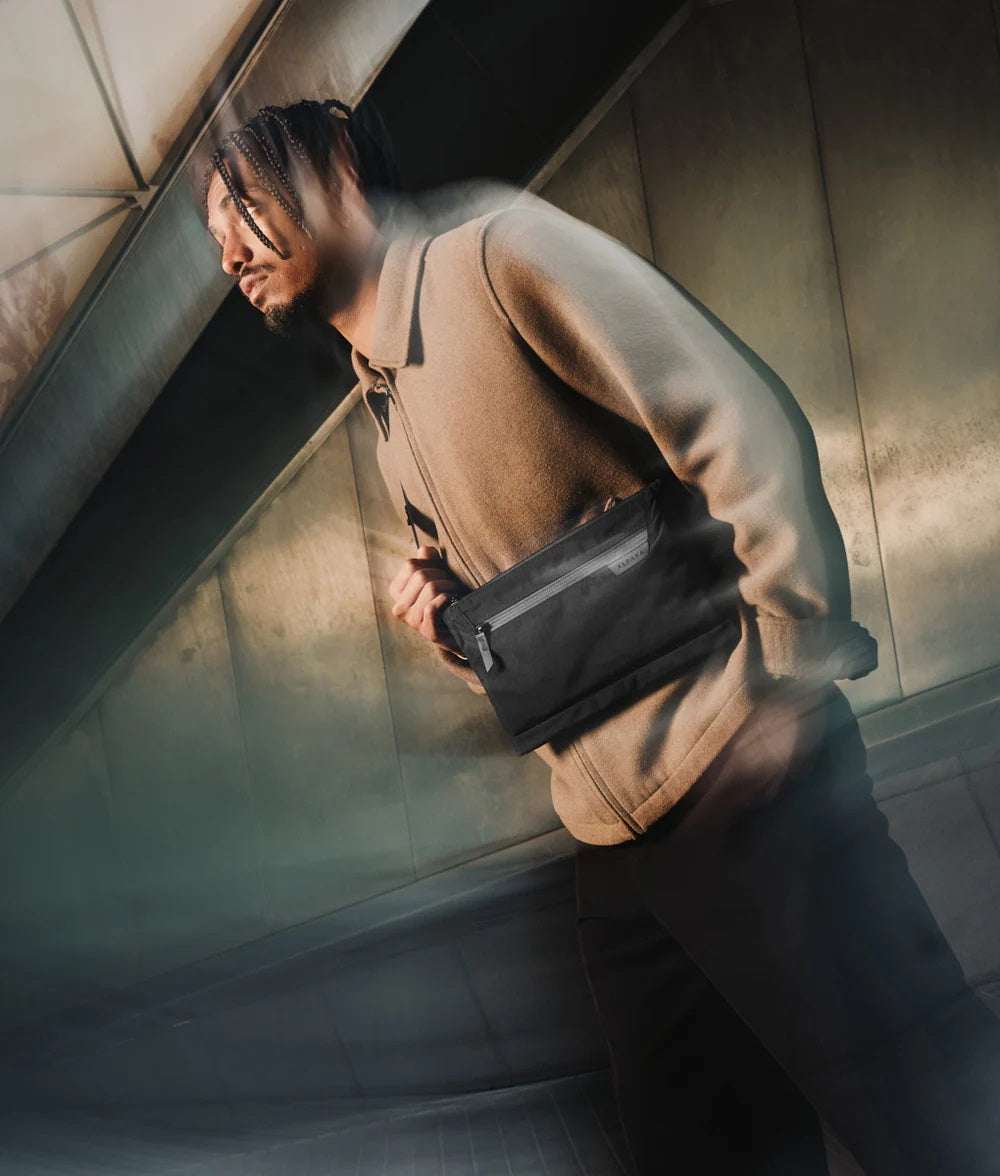 Alpaka Zip Pouch Max V2 - Image 4