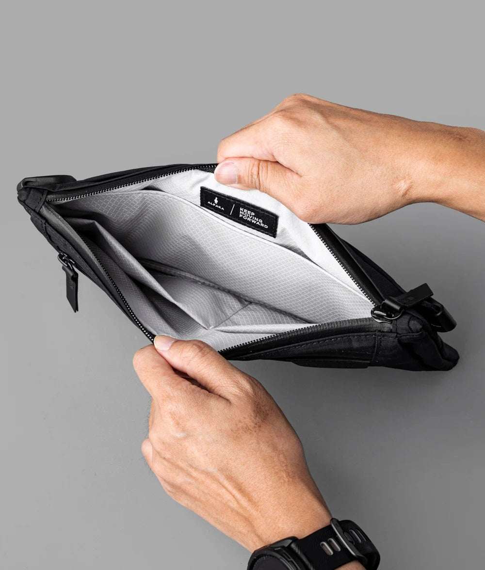 Alpaka Zip Pouch Max V2 - Image 7