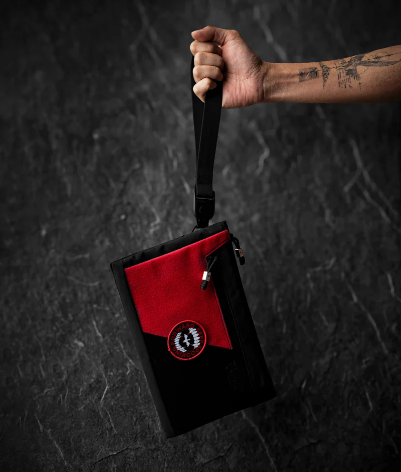 Alpaka Zip Pouch Max V2 - Vampire - Image 9