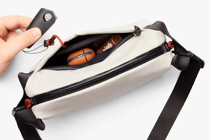 Bellroy Lite Sling Mini - Image 3