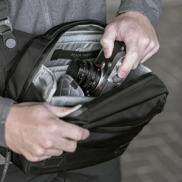 Black Ember : Grip Sling - Camera Insert - Image 4