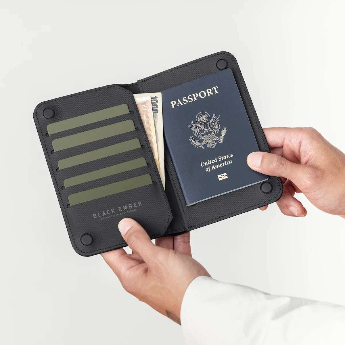 Black Ember Magfold Travel Wallet - Image 3