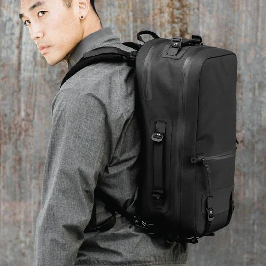 Black Ember Citadel 25L Backpack - Image 4