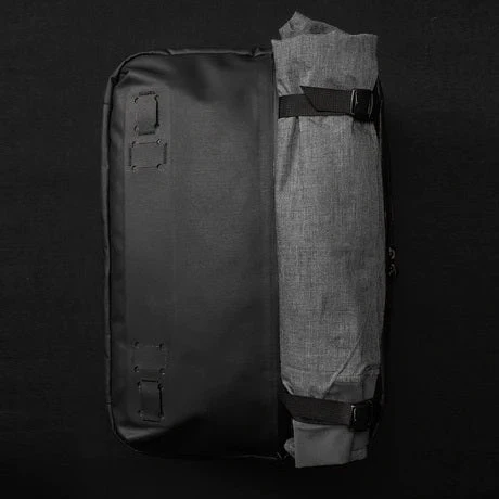 Black Ember : Utility Straps Black - Image 3