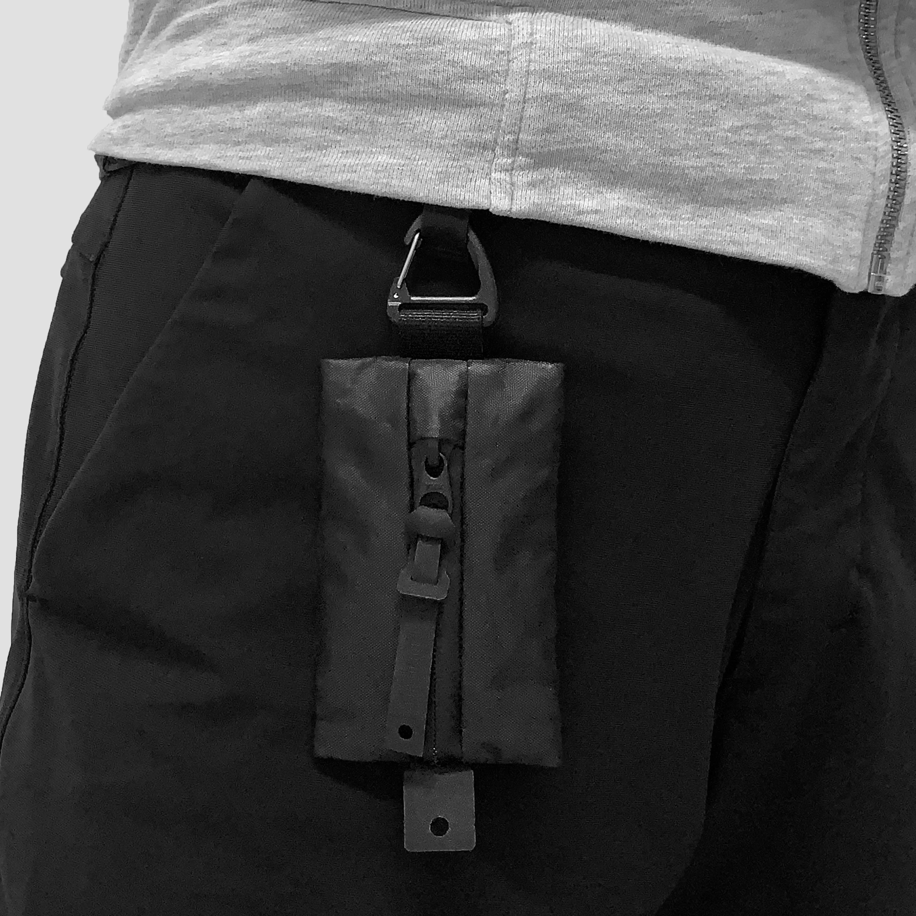 Code of Bell Annex Zip L - Zipper Case - Image 6