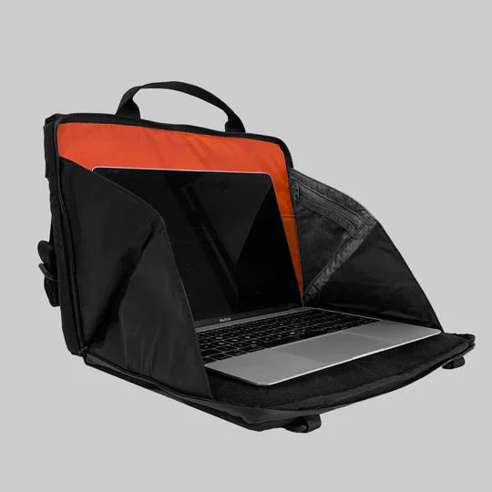 Code of Bell Apex Liner Max Pitch Black - Image 5