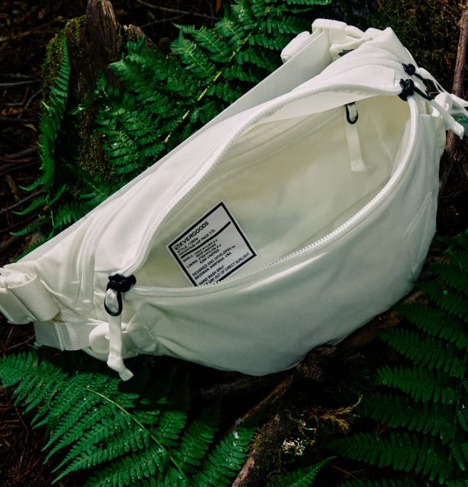Evergoods Mountain Hip Pack 3.5L - Undyed Raw White Capsule - Image 4