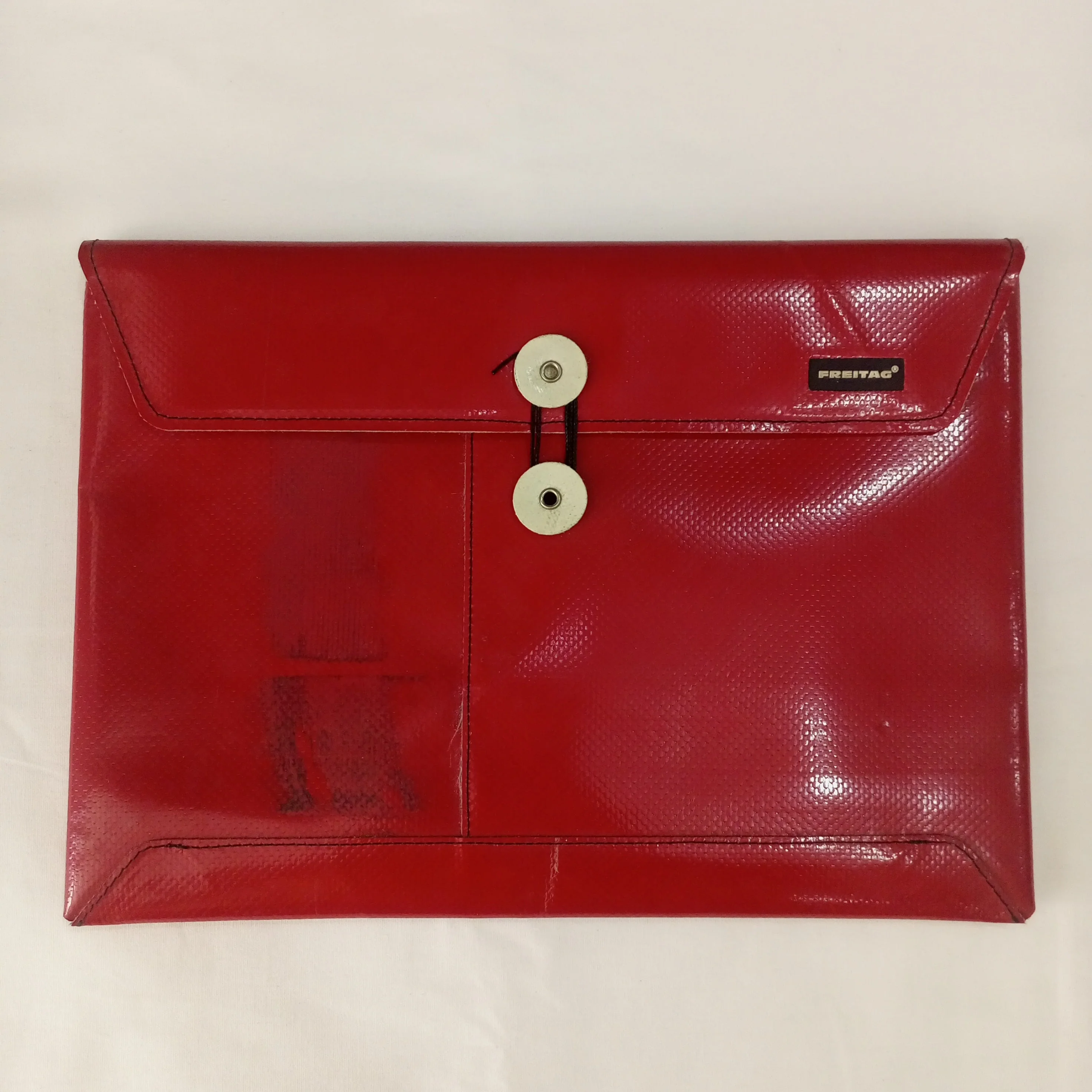 Freitag F410 Laptop Sleeve - 13" - Image 5