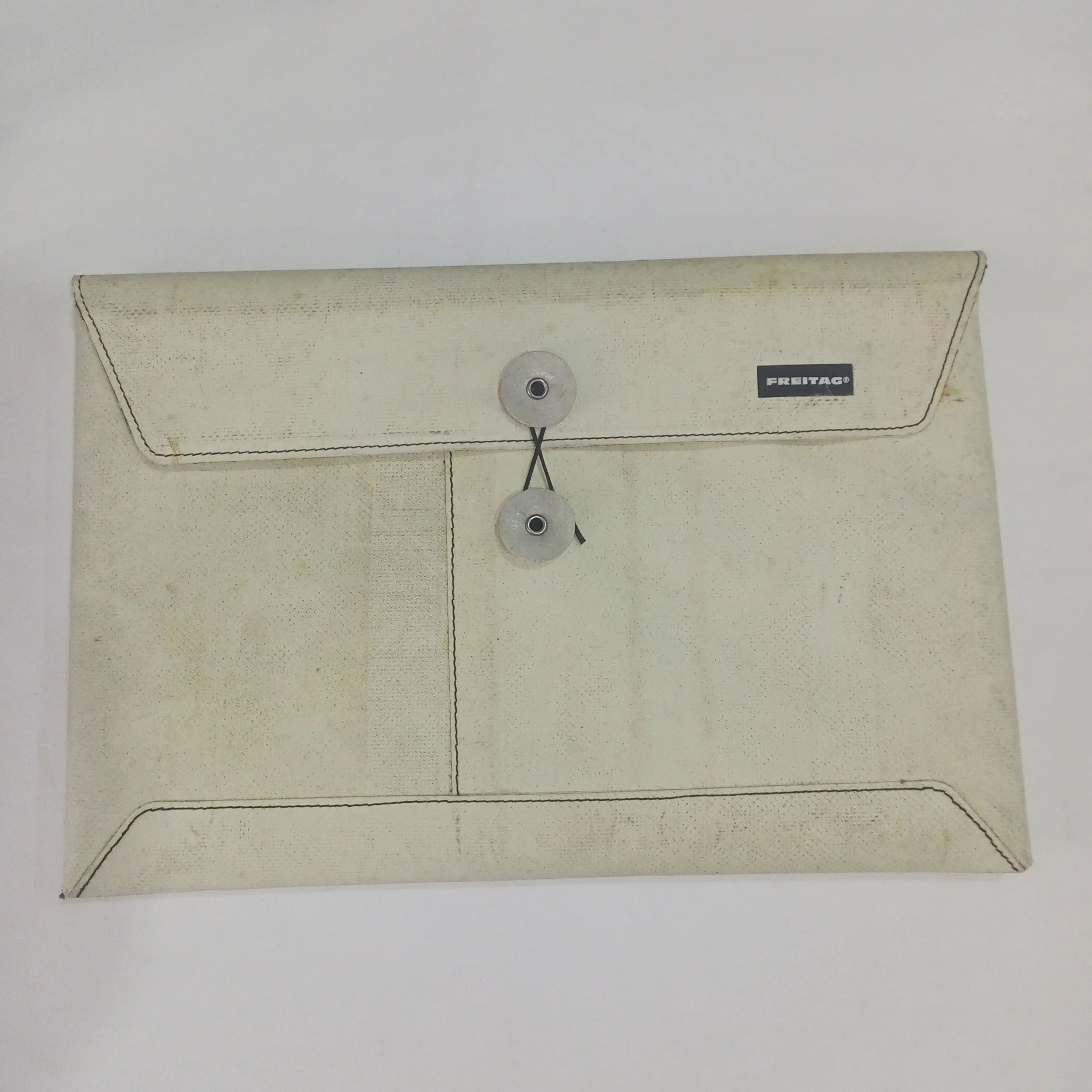 Freitag F401 Laptop Sleeves for 11" Ultrabooks - Image 9