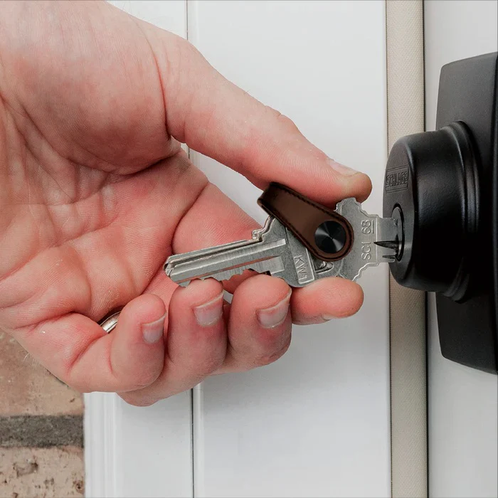 KeySmart Mini Minimalist Leather Key Holder Brown - Image 5