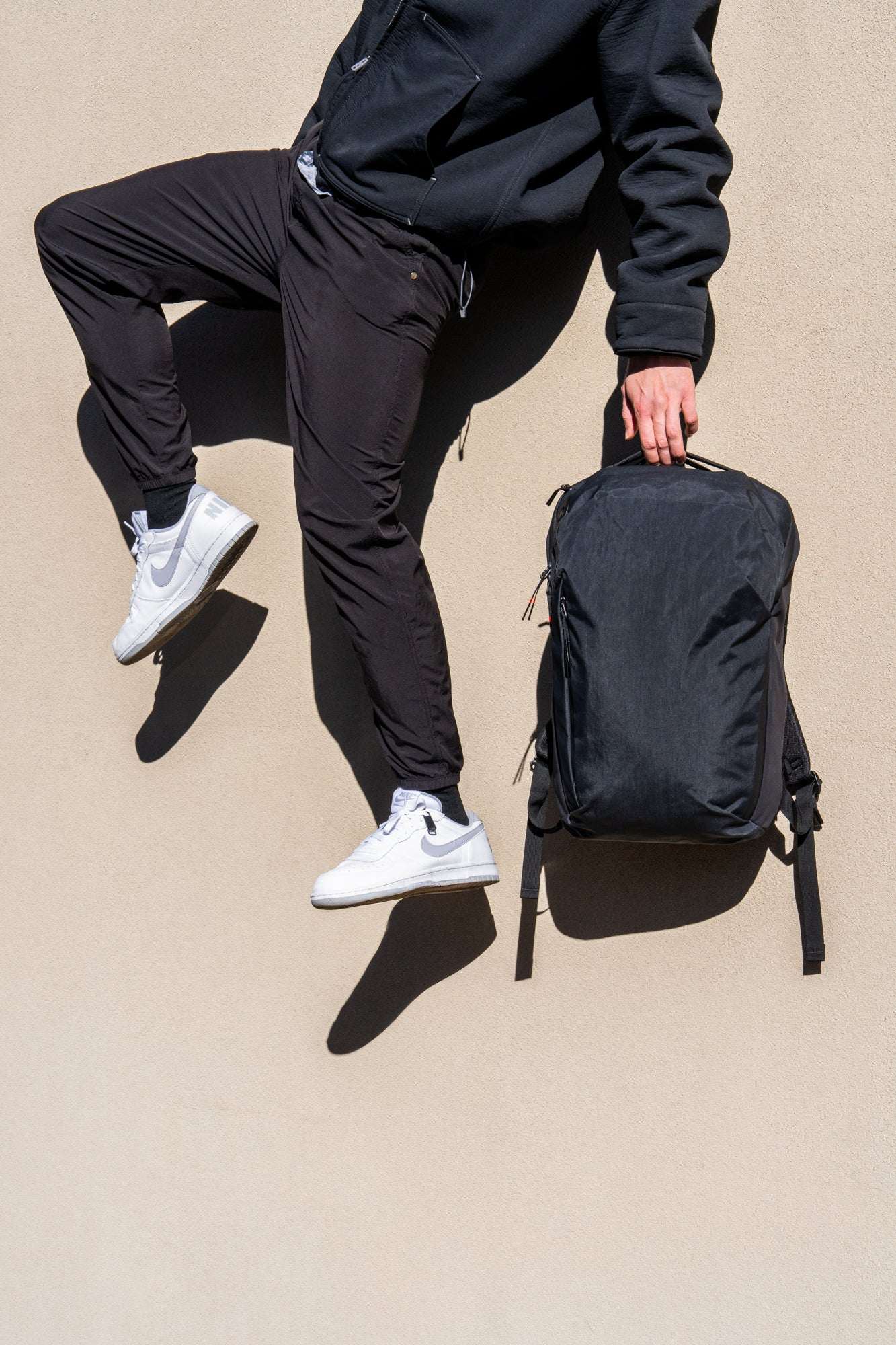 Matador® x Carryology® Redeye 24 - Black Edition - Image 17