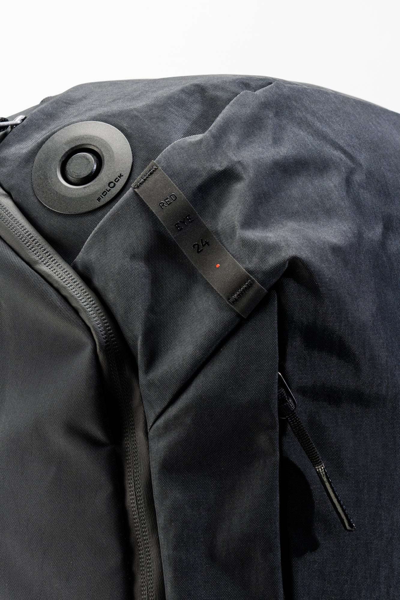Matador® x Carryology® Redeye 24 - Black Edition - Image 19