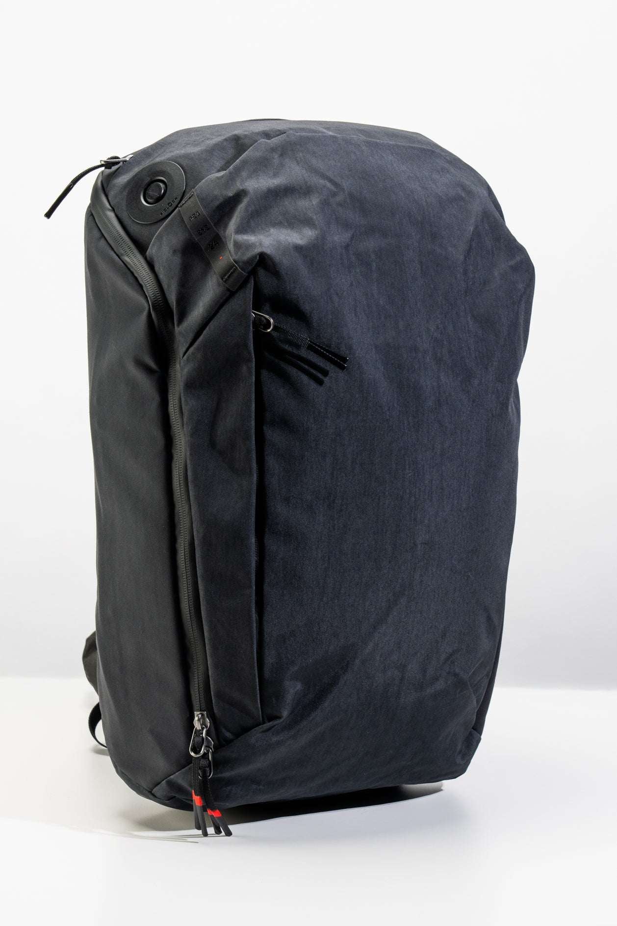 Matador® x Carryology® Redeye 24 - Black Edition - Image 4