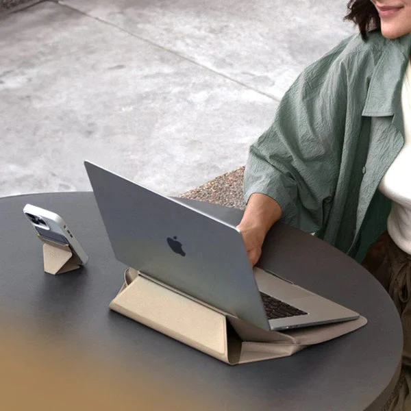 MOFT Laptop Carry Sleeve & Invisible Stand - Image 12