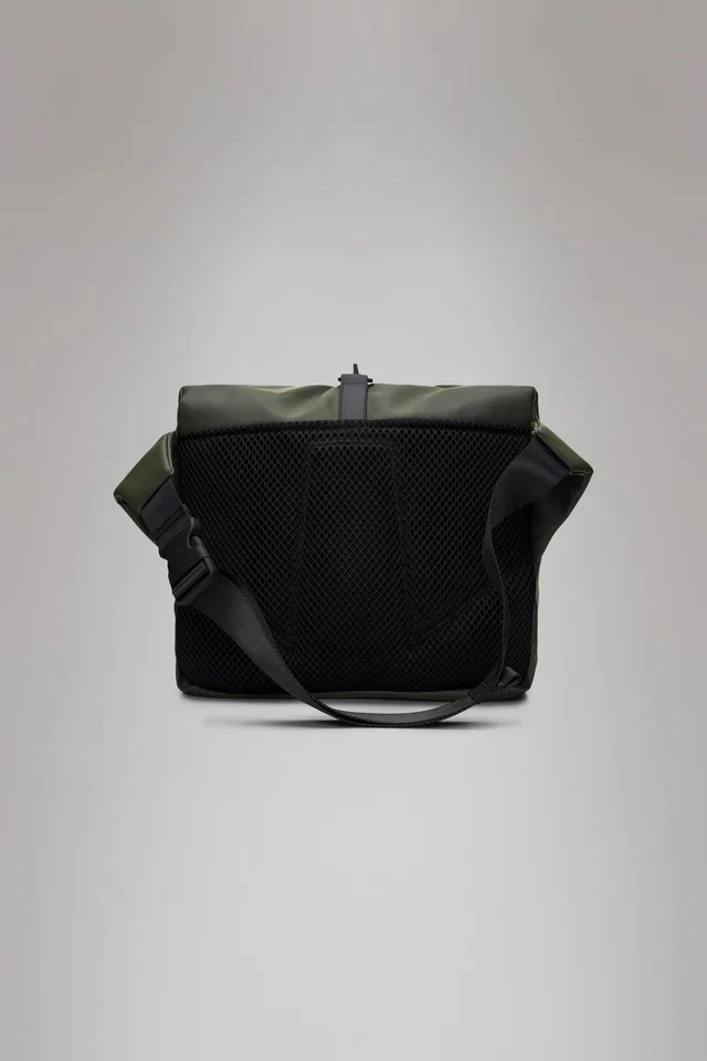 Rains Rolltop Commuter Bag W3 - Image 5