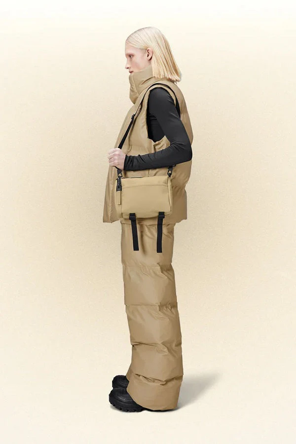 Rains Texel Crossbody Bag - W3 - Image 17