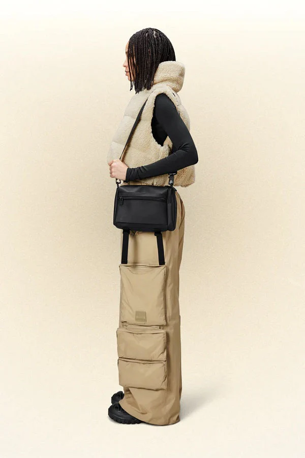 Rains Texel Crossbody Bag - W3 - Image 7