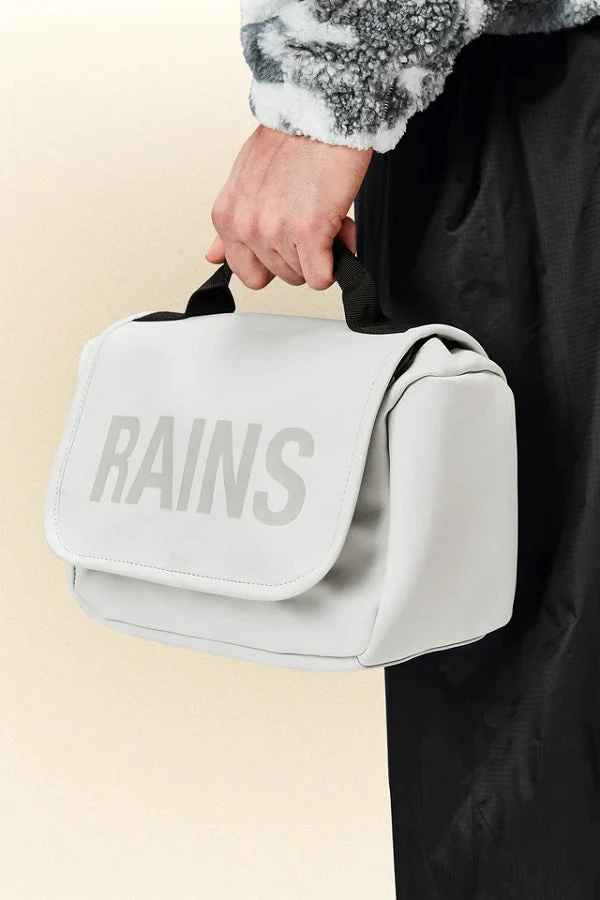 Rains Texel Wash Bag - W1 / W3 - Image 15