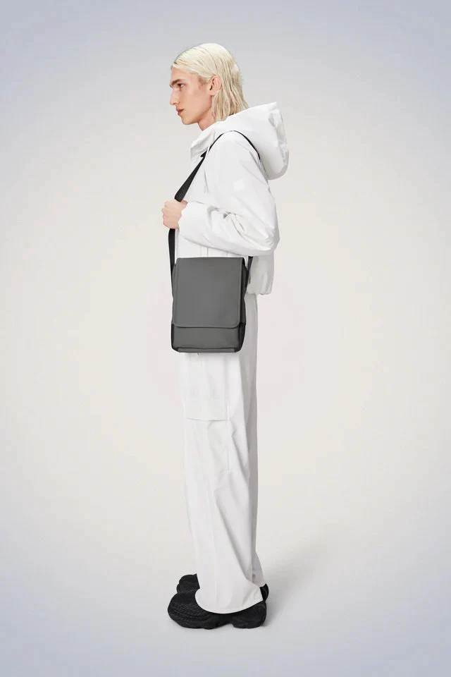 Rains Trail Reporter Bag W3 - Image 11